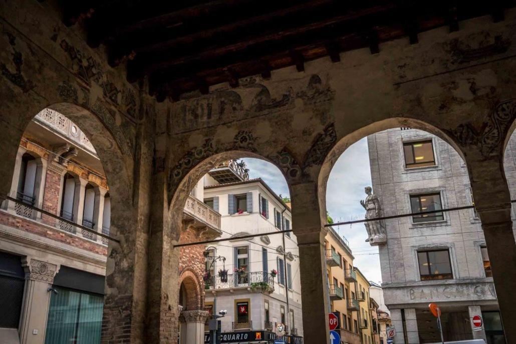 Holiday Treviso Suite Venezia Ngoại thất bức ảnh