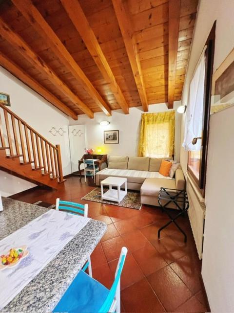 Holiday Treviso Suite Venezia Ngoại thất bức ảnh