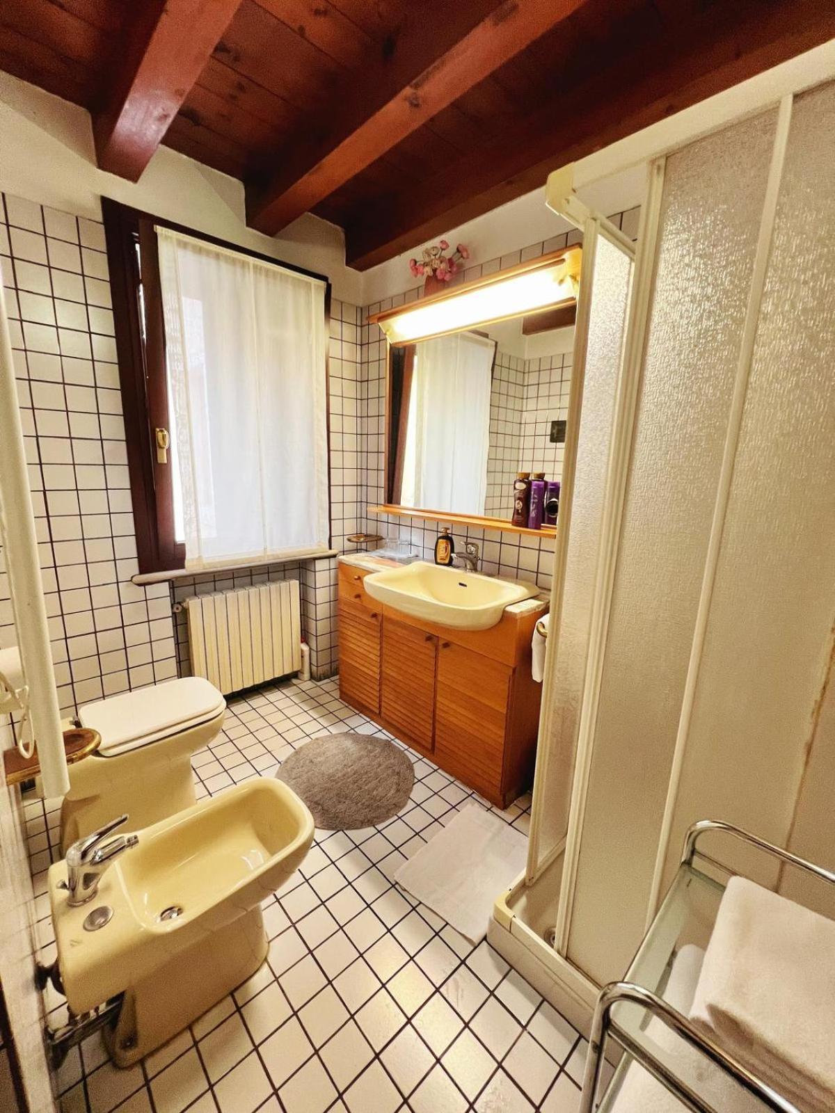 Holiday Treviso Suite Venezia Ngoại thất bức ảnh